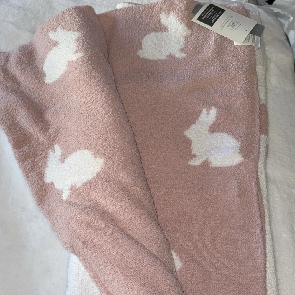 The Farmhouse by Rachel Ashwell Feather Knit Pink Easter Bunny Throw Blanket
